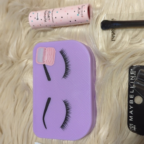 Makeup lot - Picture 5 of 7